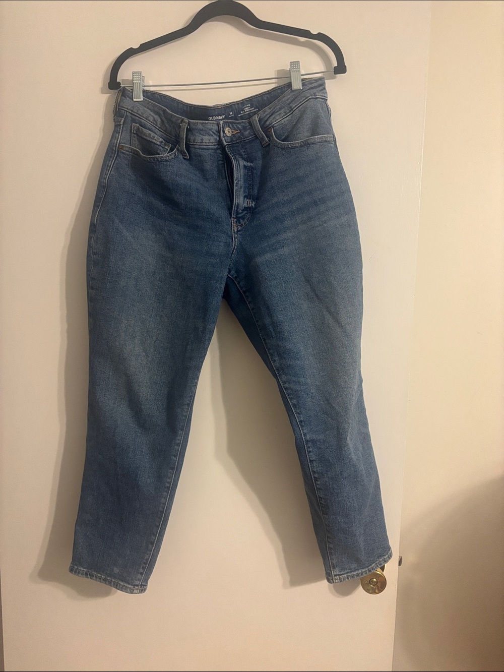 Curvy straight jean